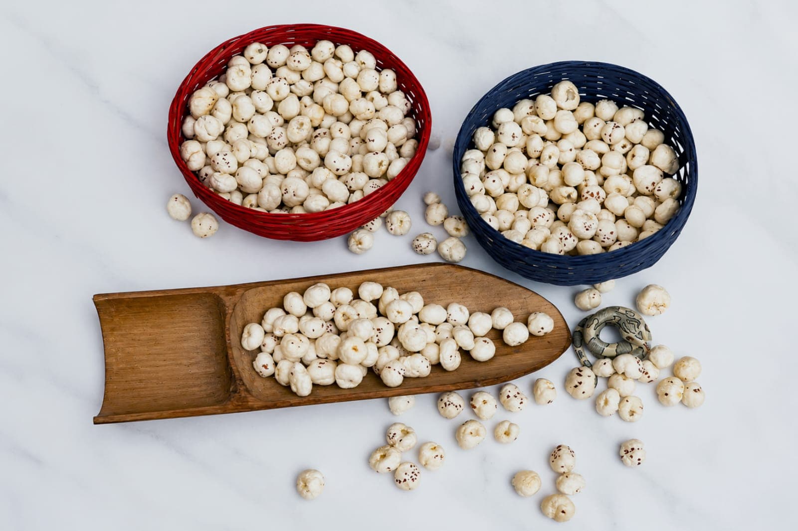 Handpicked raw makhana foxnuts